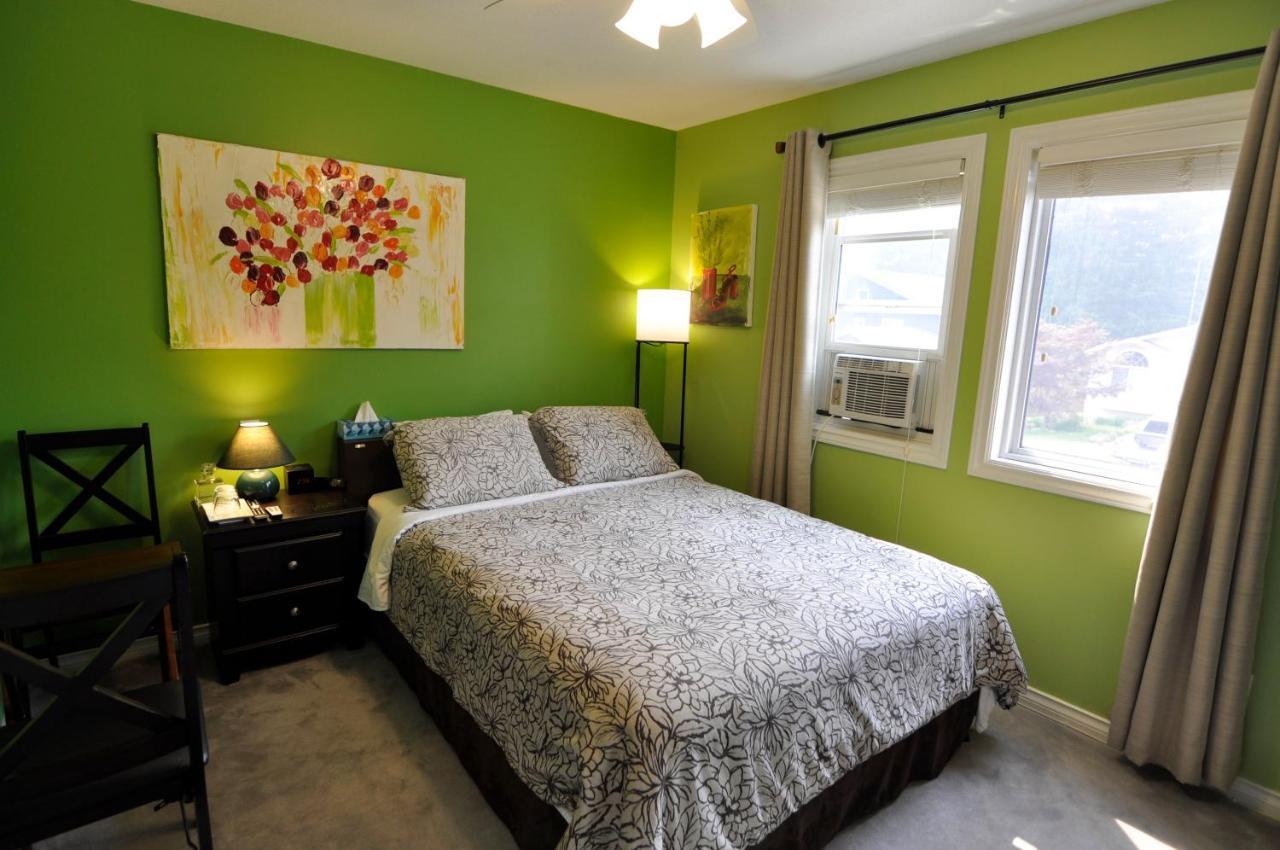 Cornerstone Bed And Breakfast เรเวลสโตก ภายนอก รูปภาพ