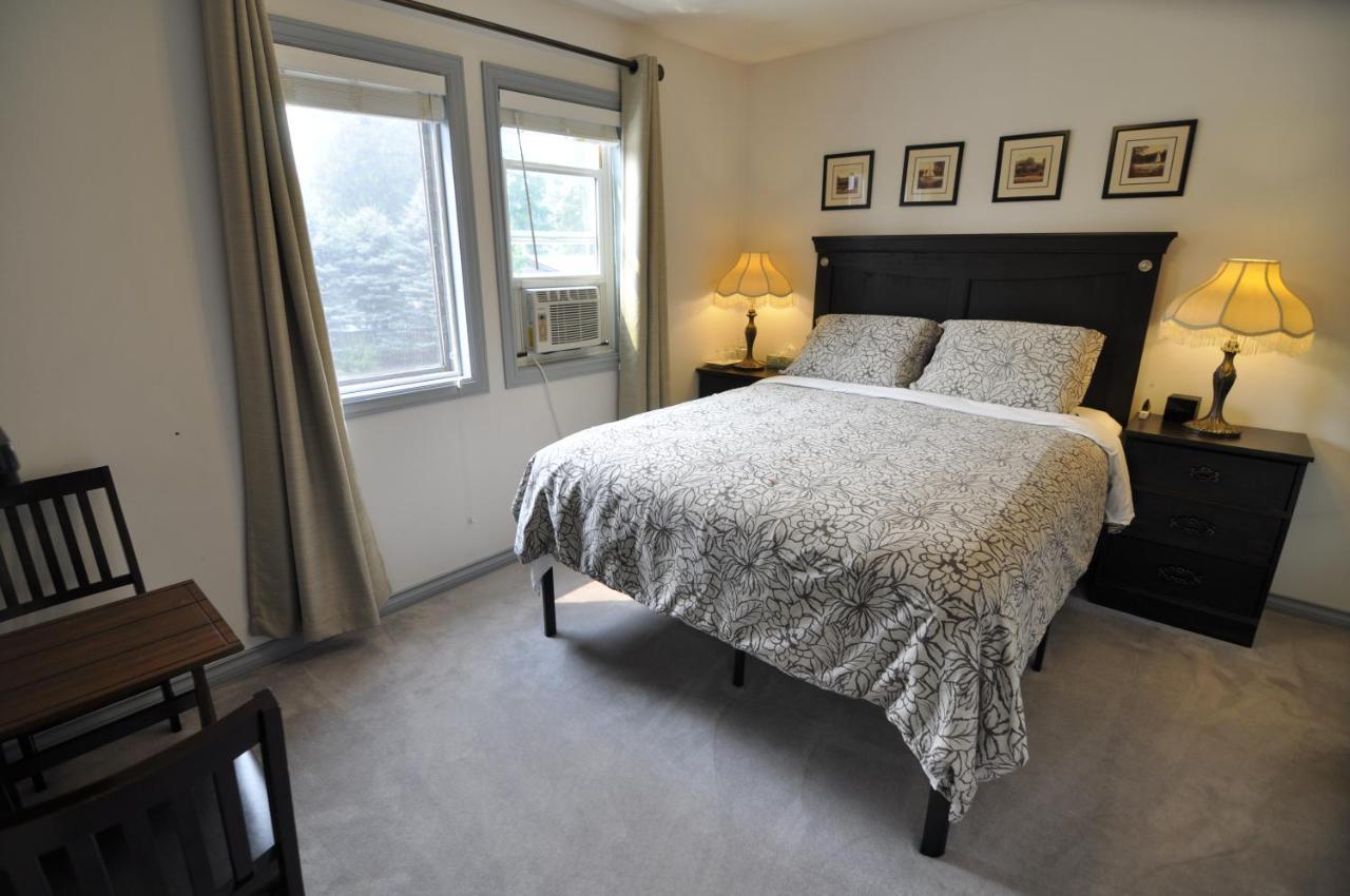 Cornerstone Bed And Breakfast เรเวลสโตก ภายนอก รูปภาพ